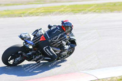 media/Jan-20-2023-Fastrack Riders (Fri) [[f2ad32aba3]]/Private/session 3 turn 9/